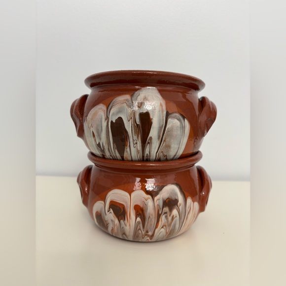 Handcrafted Vintage Troyan Pottery Terracotta Cooking Pots with Unique Glaze - Picture 5 of 10